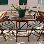 Fantastic With Pool Access *