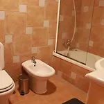 Fantastic With Pool Access Pataias