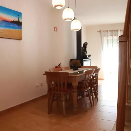 Fantastic With Pool Access * פטיאס