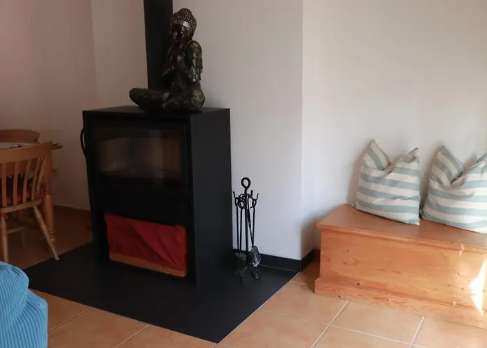 Fantastic With Pool Access * Pataias